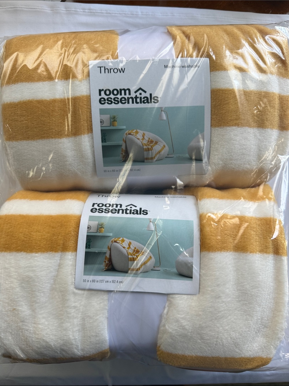 Room Essentials | White and Yellow Striped Plush Throw Blanket (2)